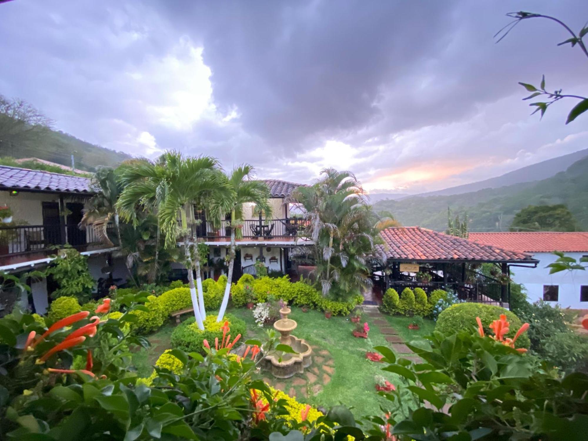 Hotel campestre Casona del Camino Real San Gil Esterno foto